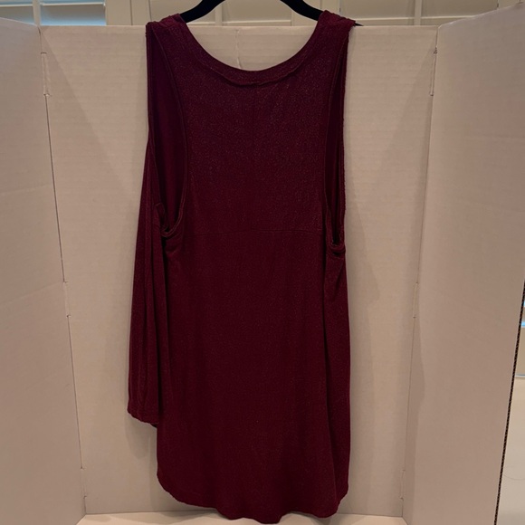 Z Supply Deep Red Metallic Tank Top - Picture 3 of 5